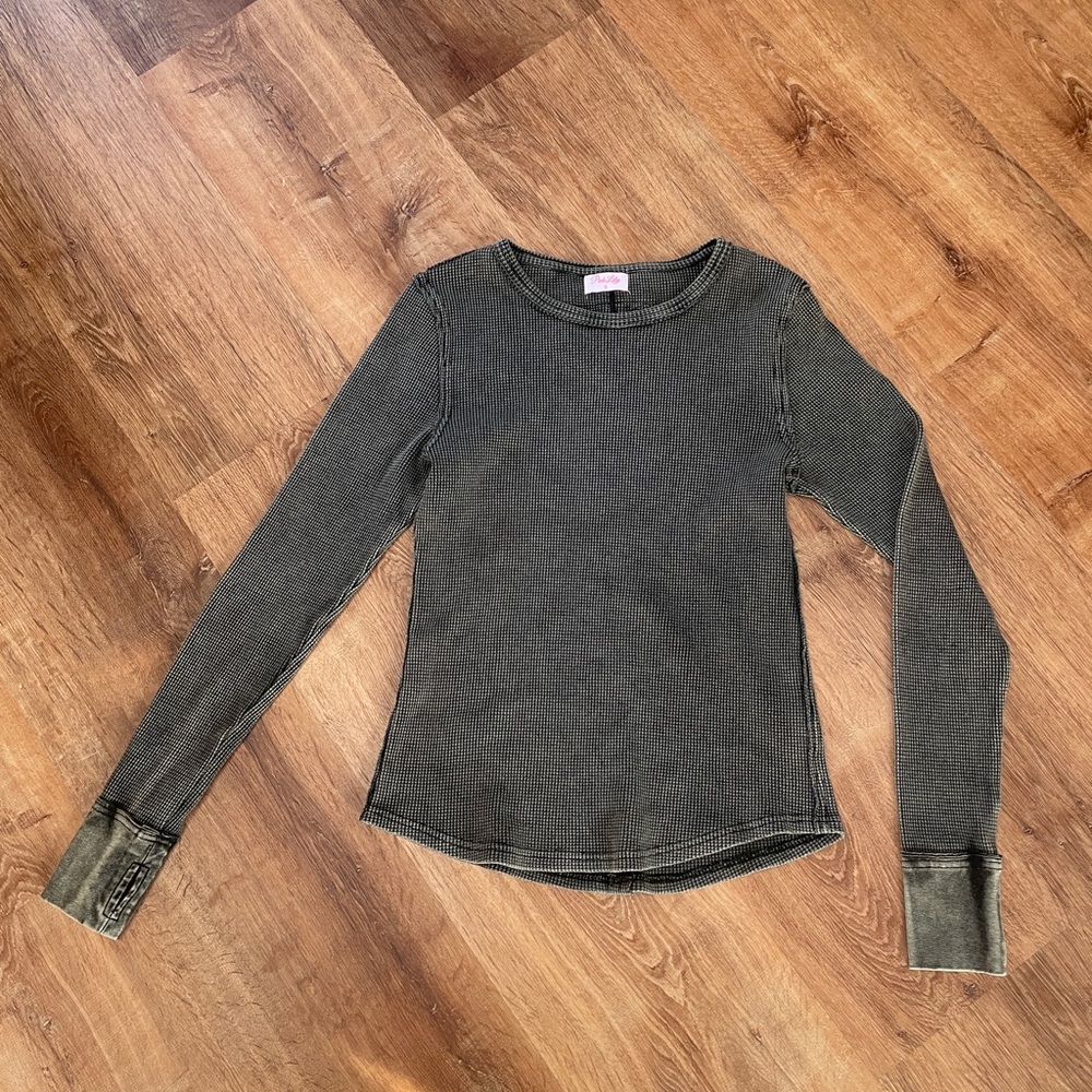 Pink Lily Womens Waffle‎ Thermal Reverse Seam Top Small Gray Thumb Holes Layer